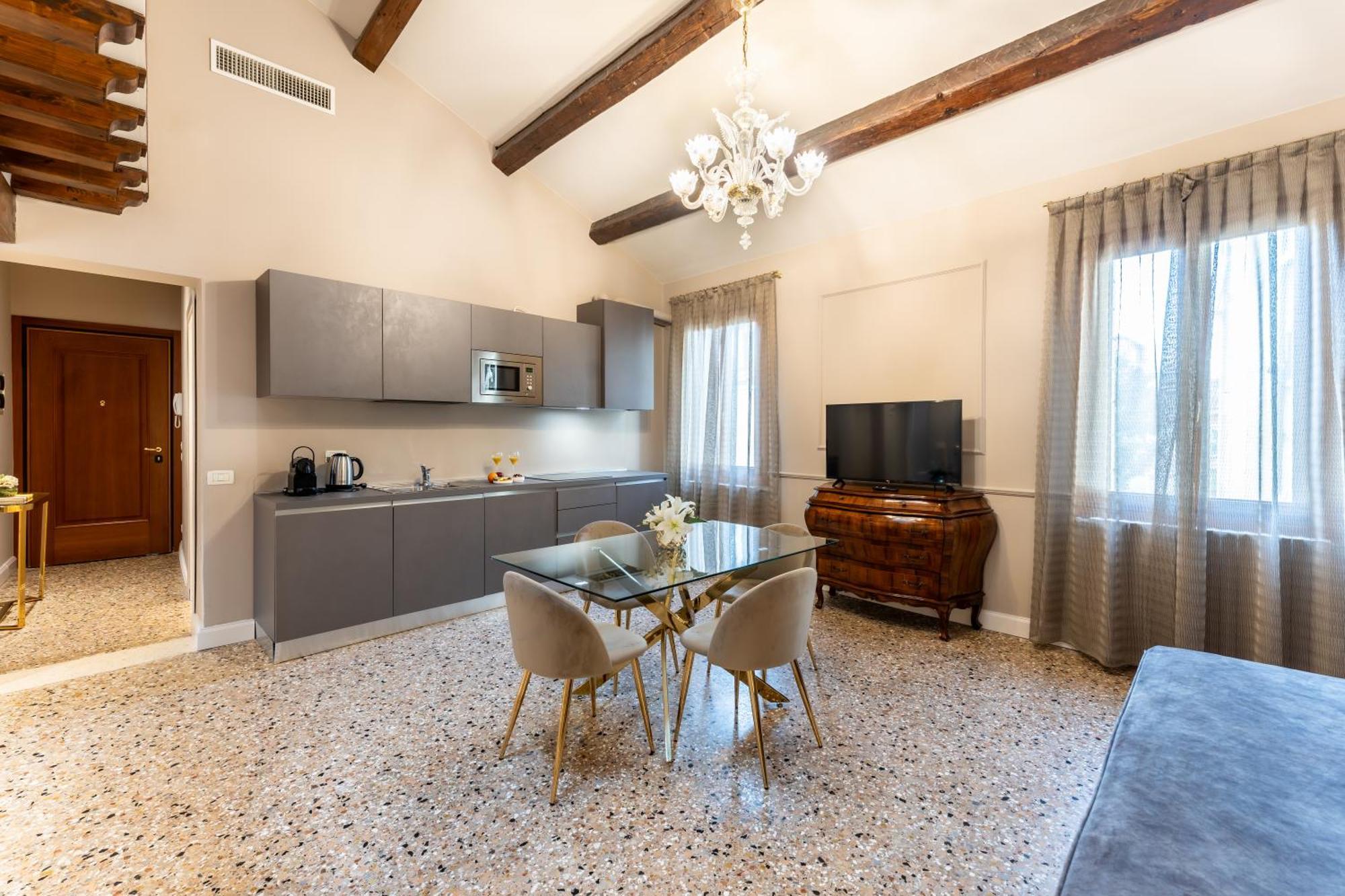 San Vio Palace Luxury Apartments Venesia Bagian luar foto