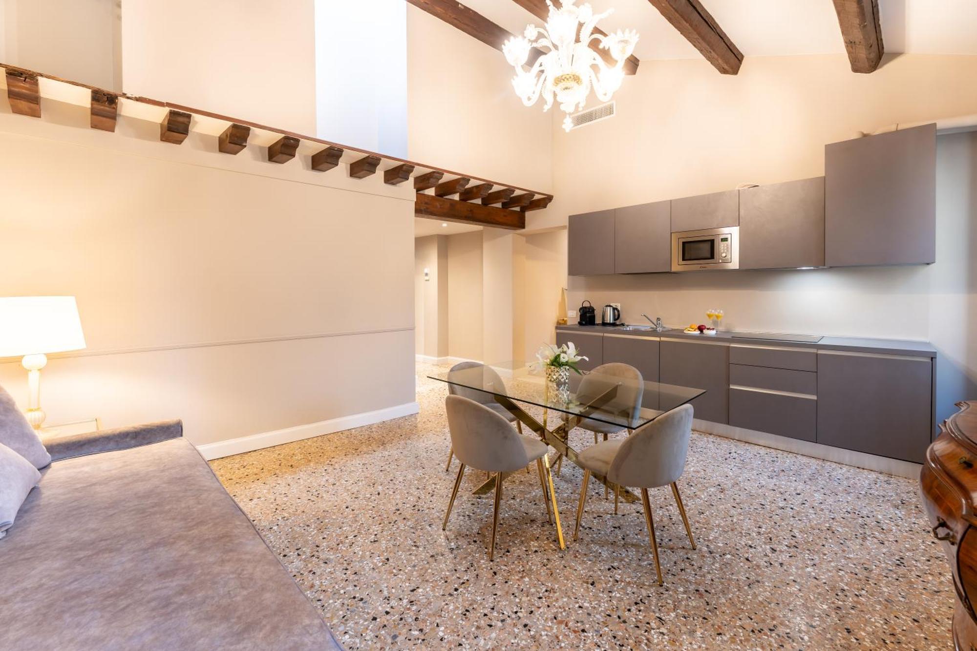 San Vio Palace Luxury Apartments Venesia Bagian luar foto