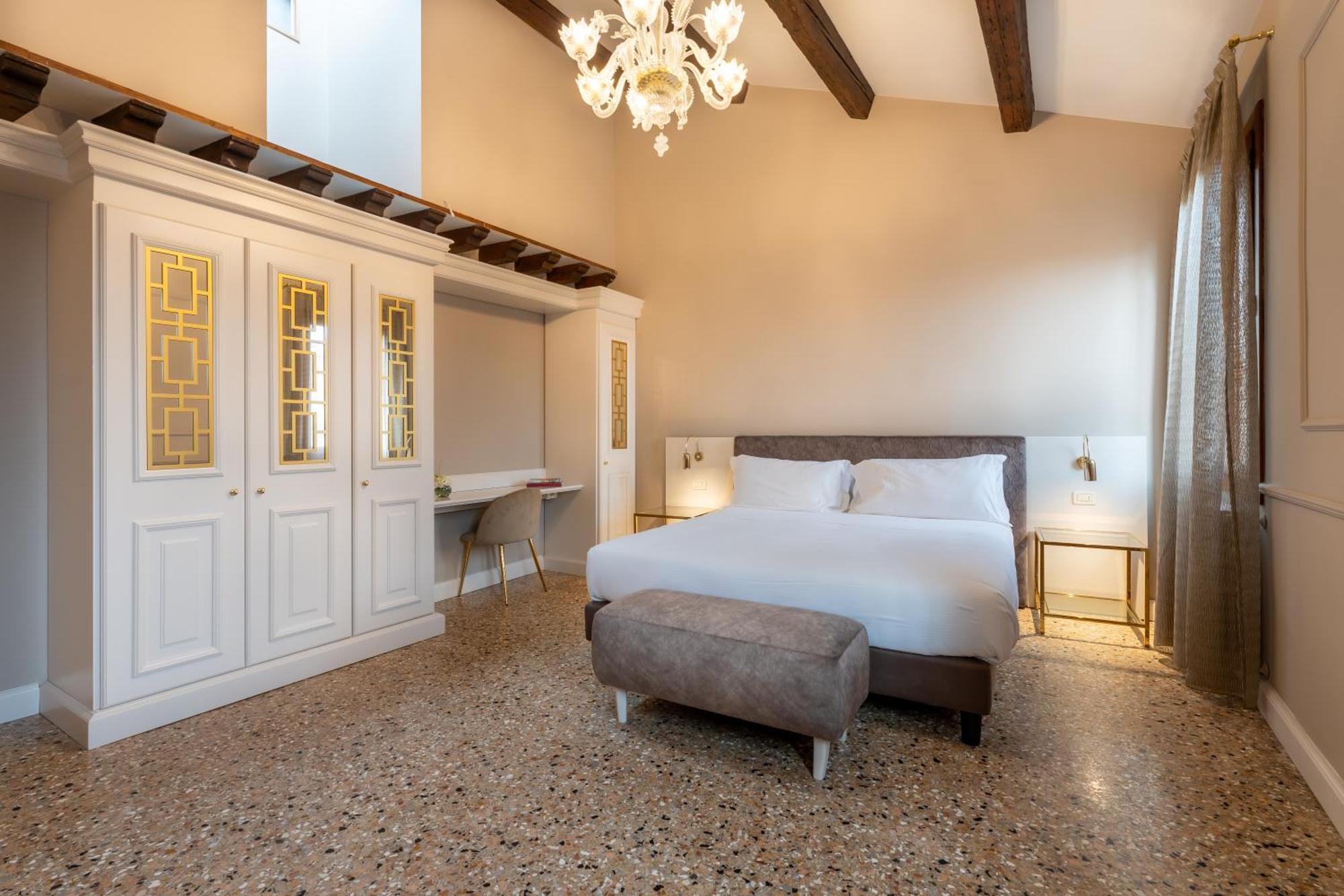 San Vio Palace Luxury Apartments Venesia Bagian luar foto