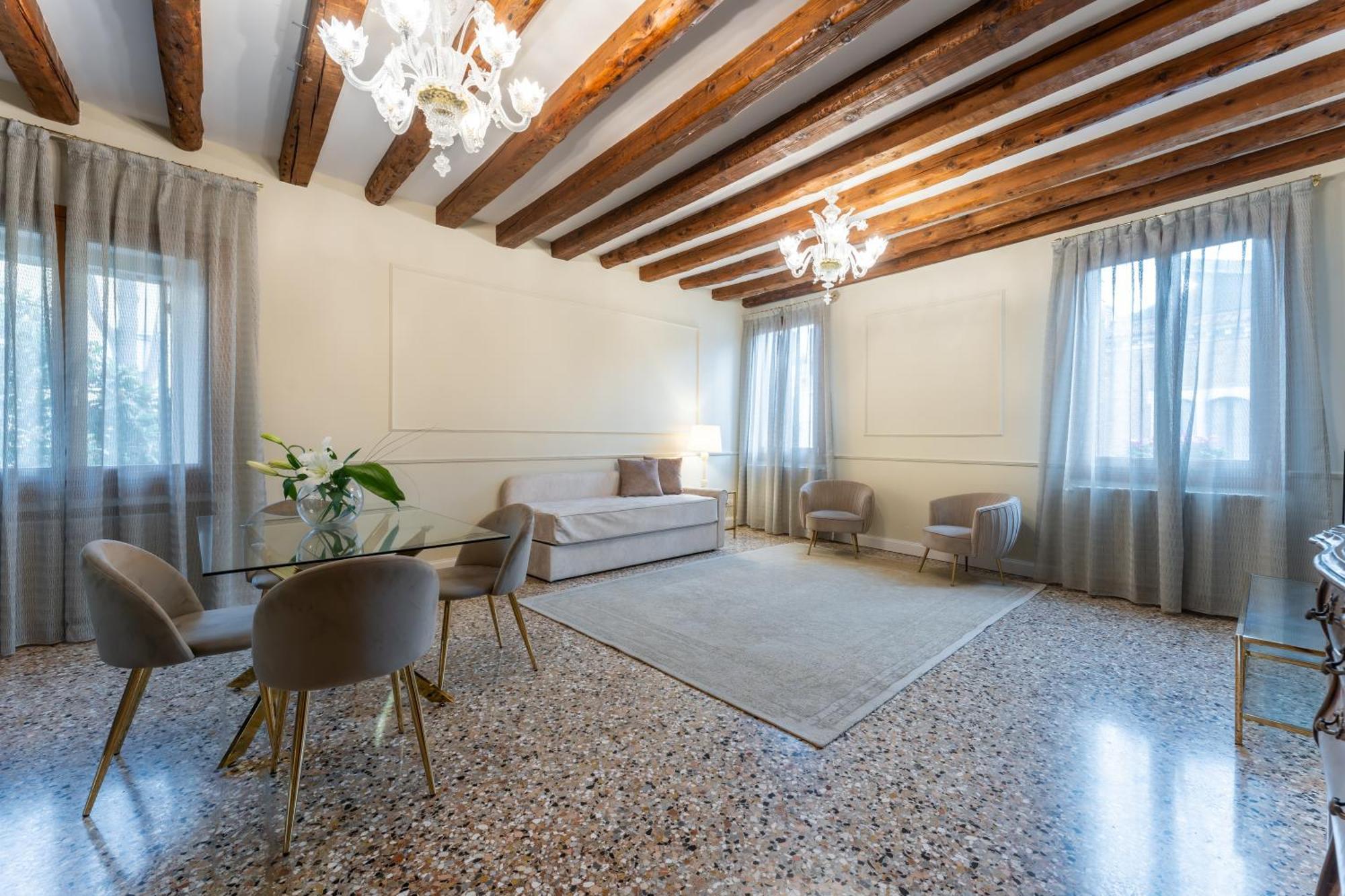 San Vio Palace Luxury Apartments Venesia Bagian luar foto