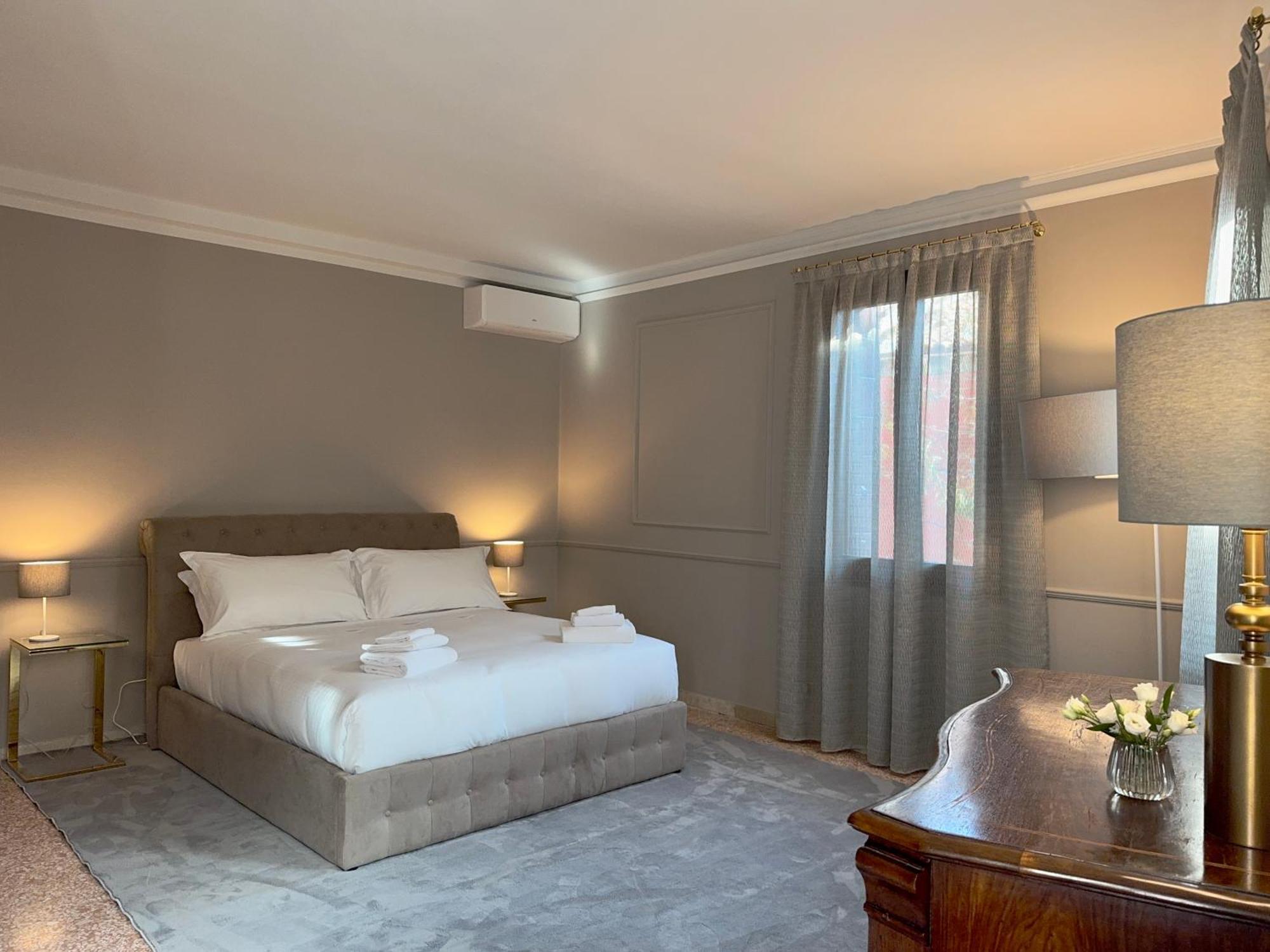 San Vio Palace Luxury Apartments Venesia Bagian luar foto