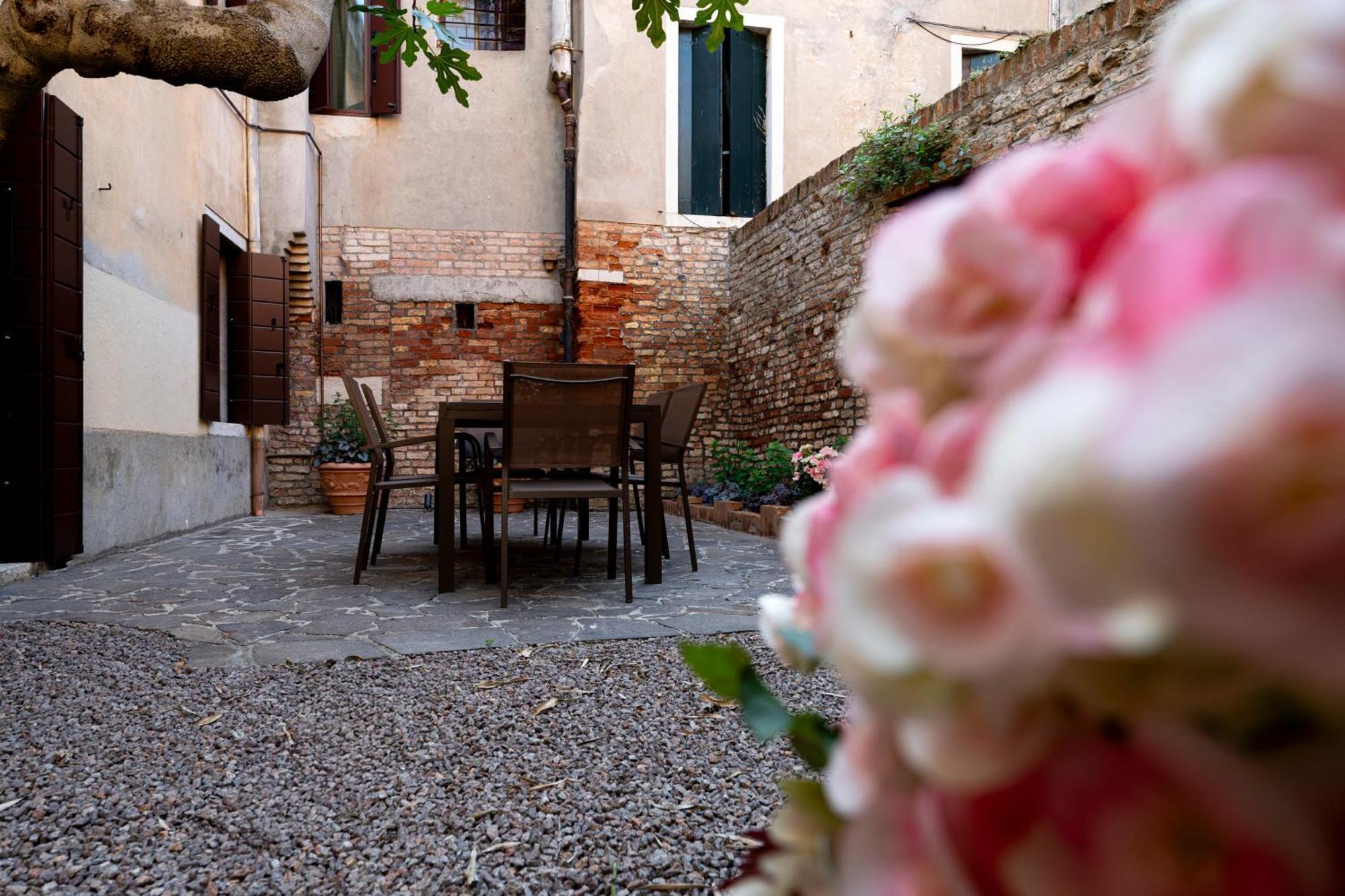 San Vio Palace Luxury Apartments Venesia Bagian luar foto