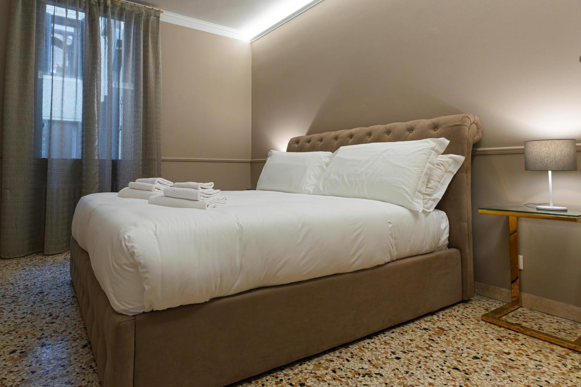 San Vio Palace Luxury Apartments Venesia Bagian luar foto